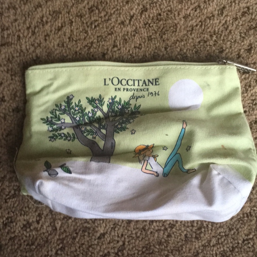 L’Occitane small makeup bag